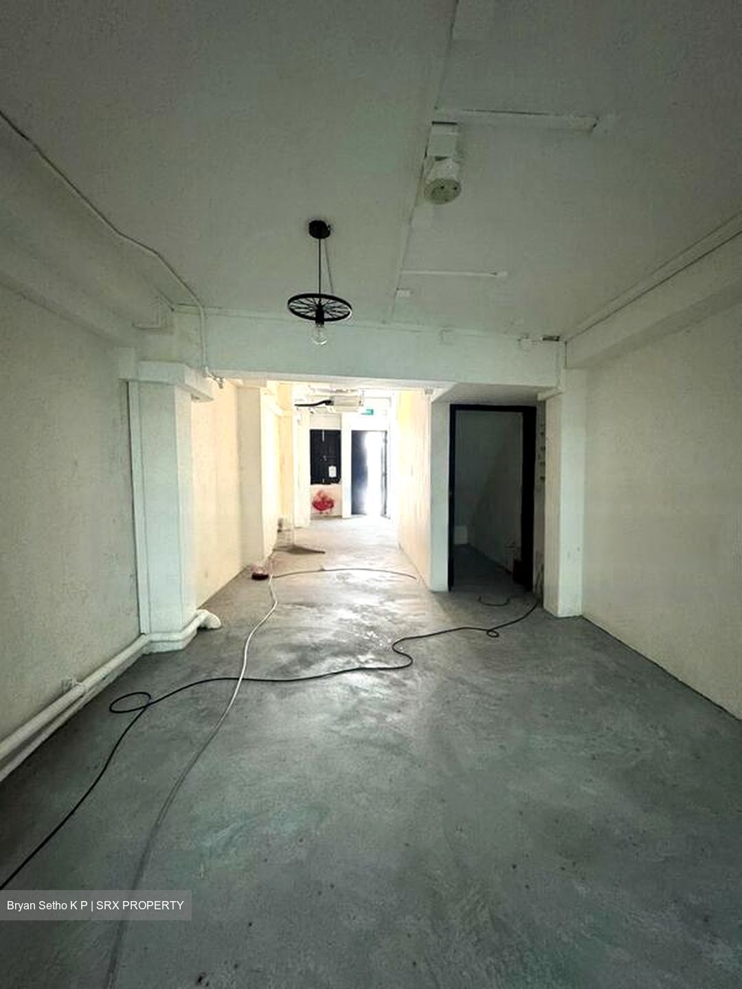 Capital Square (D1), Office #466656191